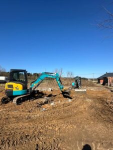 Аренда мини-экскаватора Kubota U35 для бурения свай