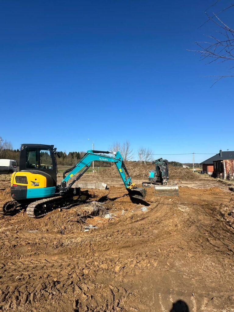 Аренда мини‑экскаватора Kubota U35 для бурения свай