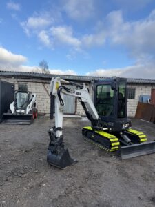 Аренда мини-экскаватора Bobcat E27Z