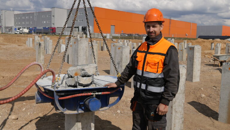 Новости апреля: Рекордная срубка 150 свай в смену – новый стандарт скорости от «ВП ПрофДом» - изображение №4