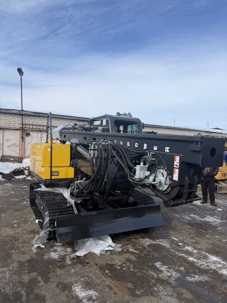 Тяжелое бурение: Буровая установка MAXPOWER MR45 Новый масштаб ваших фундаментов с «ВП ПрофДом» - Изображение №2