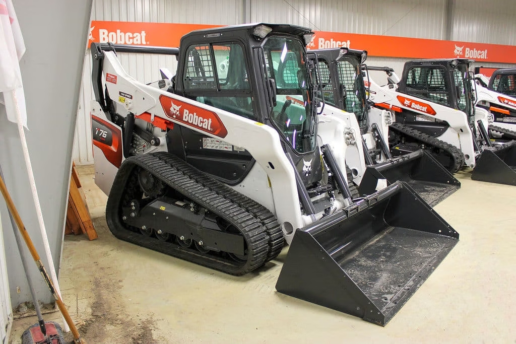 Мини-погрузчик Bobcat T76
